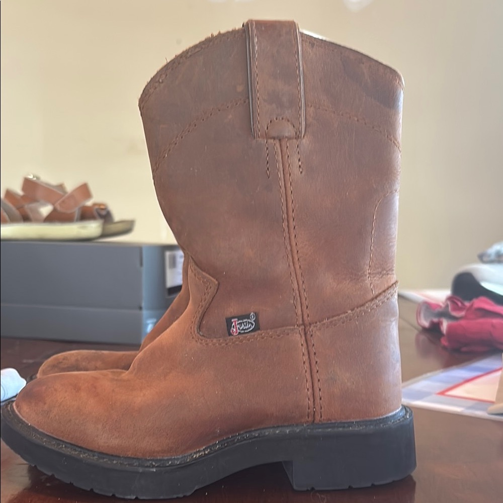 Ariat Brown Leather Cowboy Boots